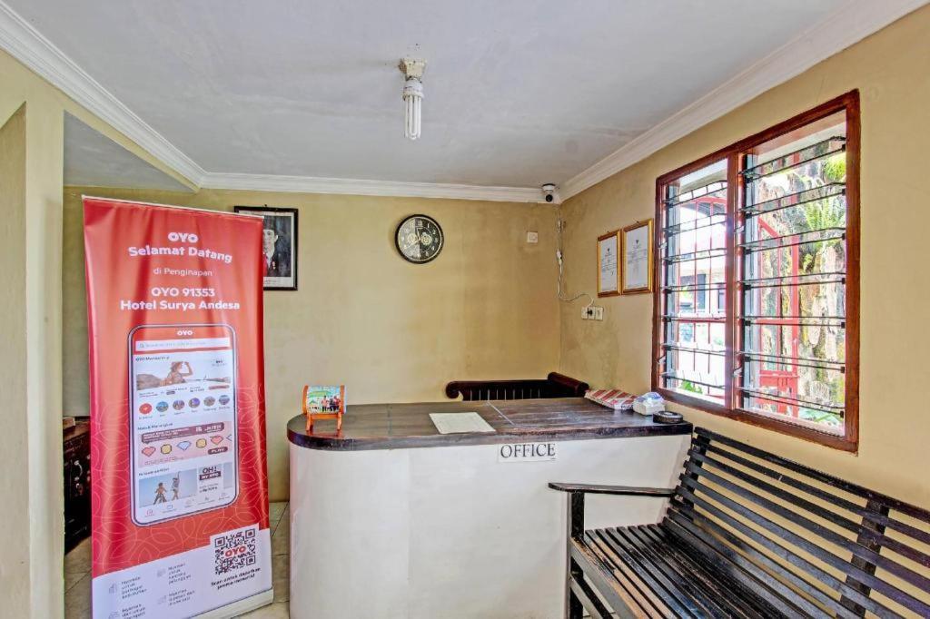 Oyo 91353 Hotel Surya Andesa Klaten Exterior photo